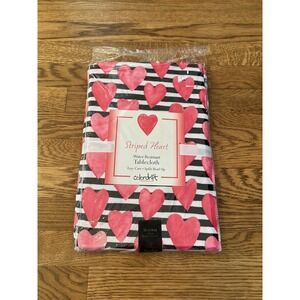 Colordrift Striped Heart Water Resistant Round‎ Tablecloth 70" Pink Black White